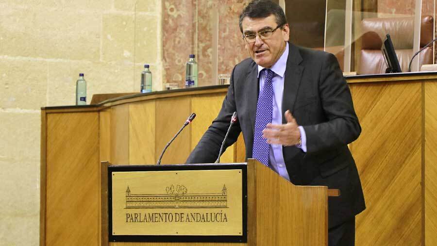 Vox exige a la Junta soluciones para los 'graves problemas' de los agricultores onubenses