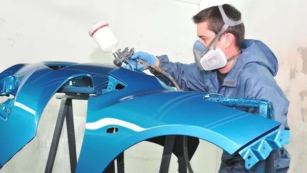 Un concesionario de Huelva capital necesita un pintor de vehículos