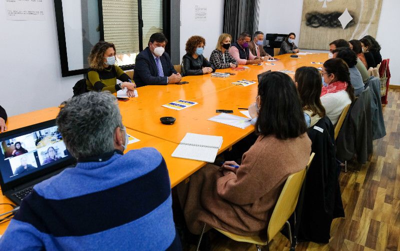Las autoridades piden que la acogida de familias ucranianas se realice 'por las vías legales'