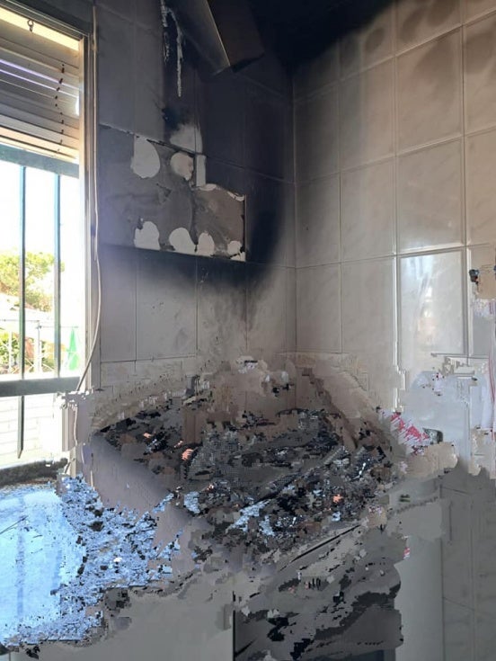 Susto en una vivienda de Mazagón con el incendio de una cocina