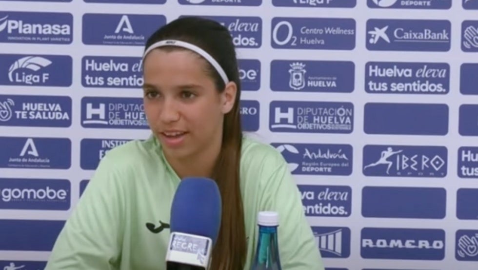 Eva Cintado, la 'niña bonita' del Sporting Huelva: 'Me puse muy contenta y muy nerviosa'