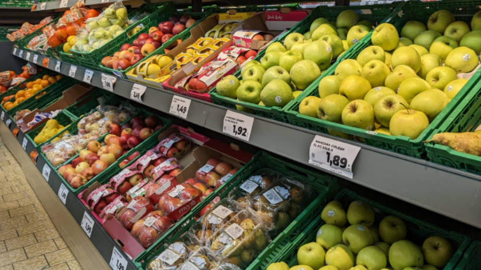 ¿Cuáles son los alimentos cuyo precio ha subido más en marzo en Carrefour, DIA, Eroski, Aldi, Mercadona, Hipercor, Lidl y Alcampo?