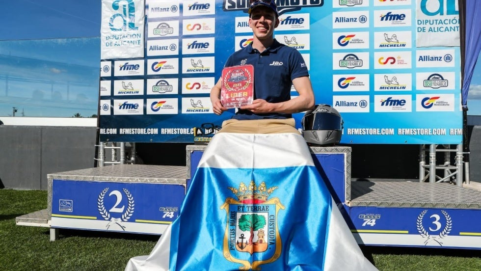 Paquito Gómez gana la primera carrera del Campeonato de España de Supermotard