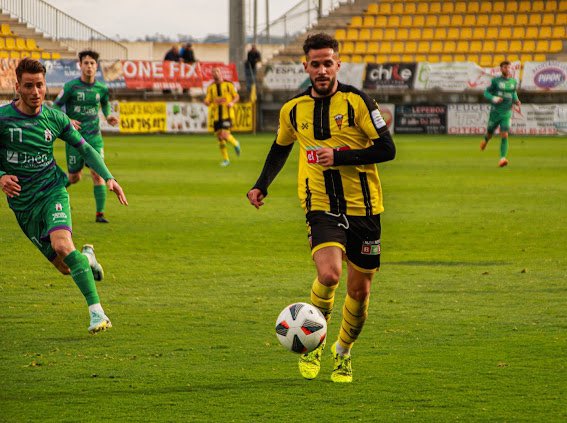 El Mancha Real baja del cielo al San Roque (0-2)