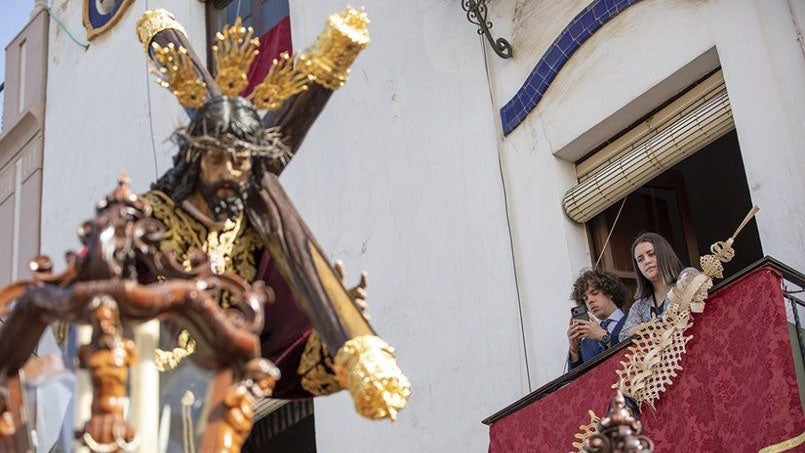 .....Domingo de Ramos en Huelva: Redención, un único paso