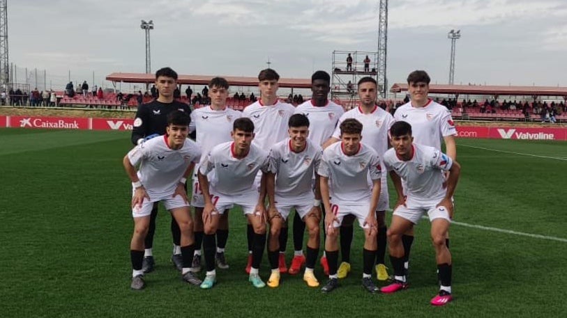El Recre Juvenil no frena al Sevilla pero sigue a salvo (4-1)