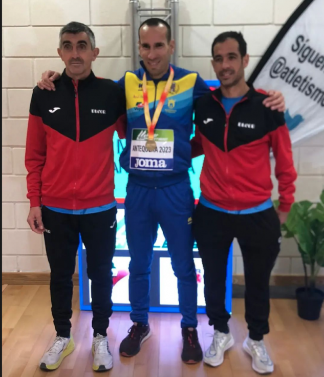 Campeón a cualquier edad y distancia: Corona nacional de Cortés en 3.000 M35