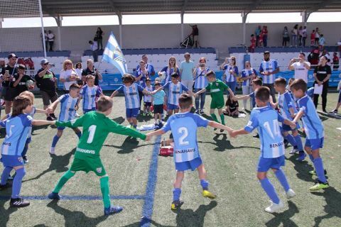 El Málaga CF levanta la Huelva Capital Gañafote Cup Prebenjamín