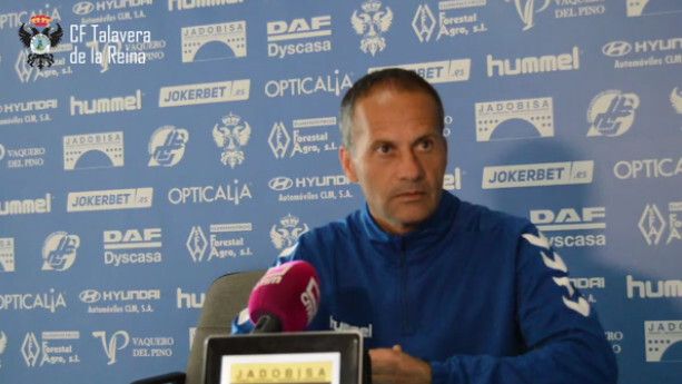 Fran Alcoy: “El Recre es un equipo hecho para ser campeón”