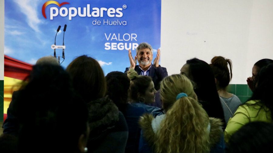 Cortés critica en El Torrejón que “hay candidatos que nadie conoce ni son de aquí”
