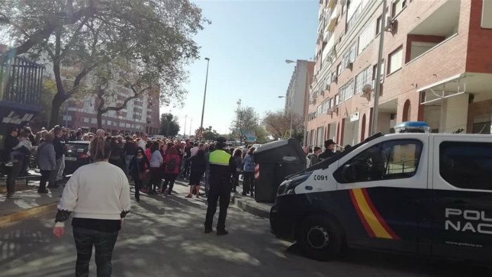Los vecinos de Costa de la Luz reivindican un barrio sin drogas