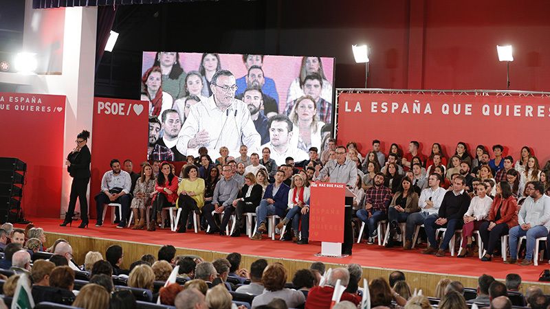 'Súper mitin' socialista en Los Desniveles