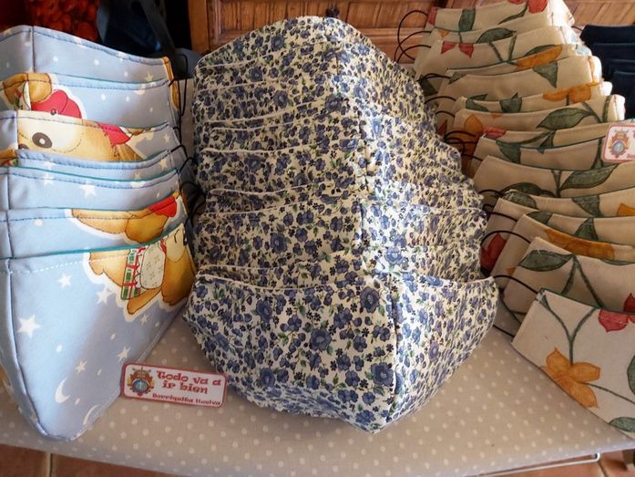 La Borriquita amplía la distribución de mascarillas y pantallas faciales a los hospitales