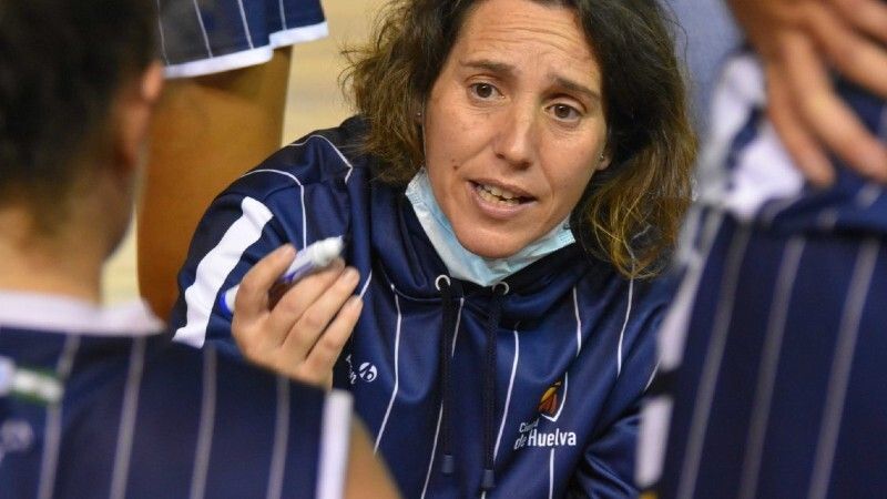 El Ciudad de Huelva deberá remontar en la vuelta ante el Náutico (52-41)