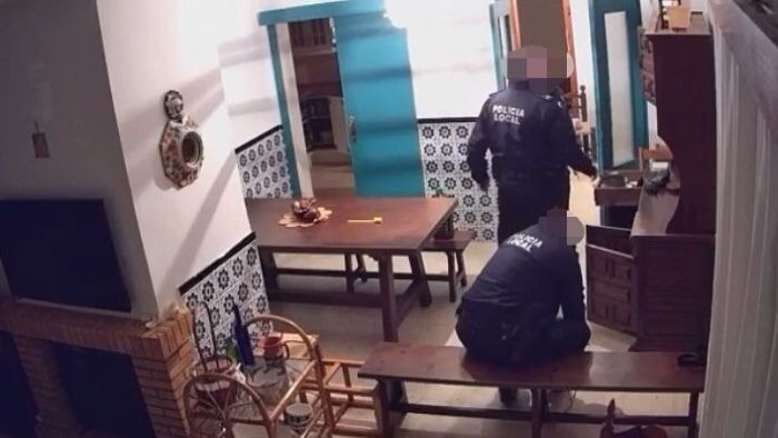 Pillan 'in fraganti' a un ladrón en una casa de Almonte