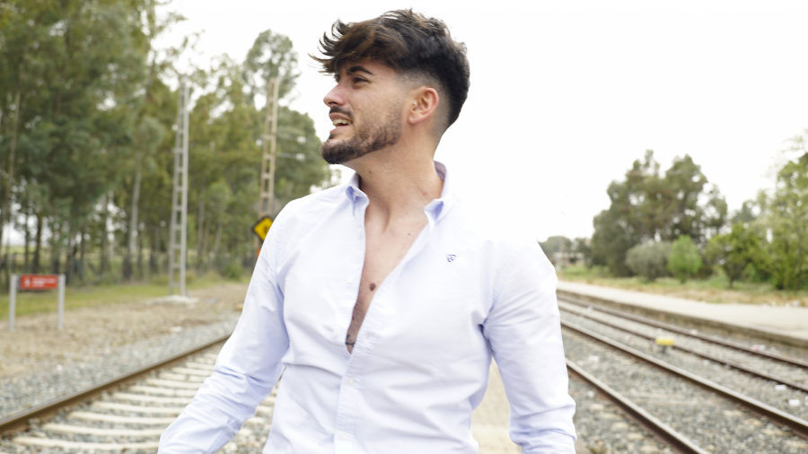 Kiko Salas plasma amor y desamor con un estilo muy personal en 'El silencio'