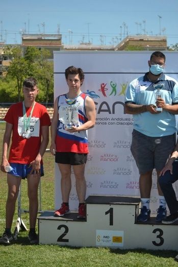 El CODA Huelva revalida su título de campeón de Andalucía de Atletismo al aire libre