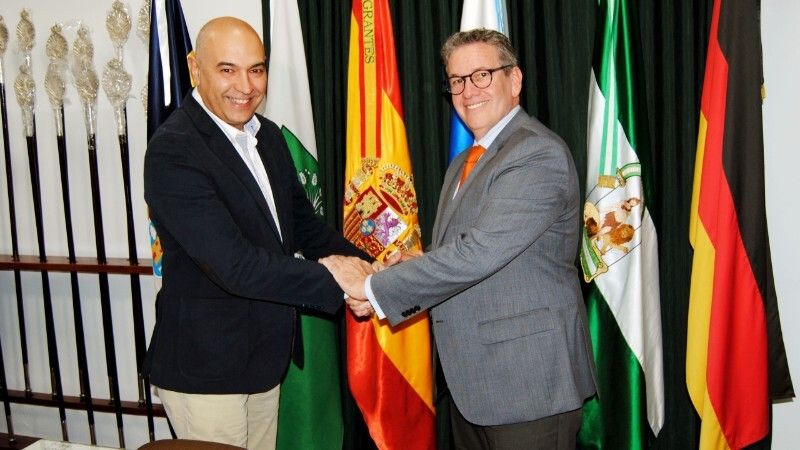 El artista Mario Moya pintará el cartel del Rocío 2022 de Emigrantes