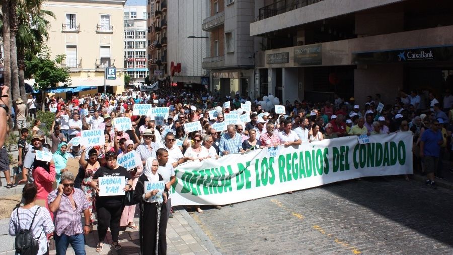 La Plataforma recuerda a Planas que el problema del Condado “es de agua” y la solución “está en sus manos”