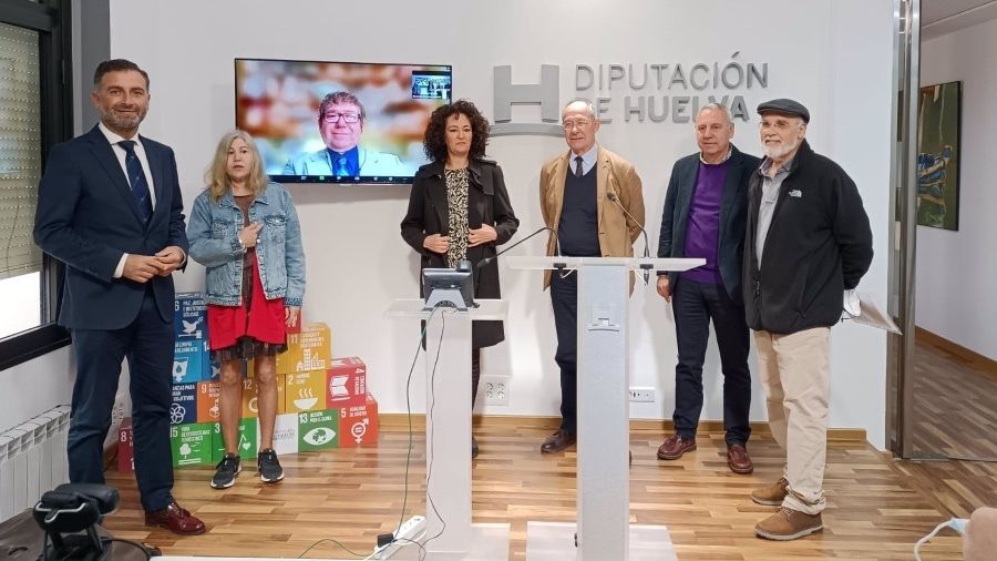 Alejandro Céspedes gana el Premio Iberoamericano de Poesía Juan Ramón Jiménez