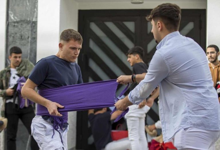 Capirotes y plegarias en un nuevo Viernes de Dolores