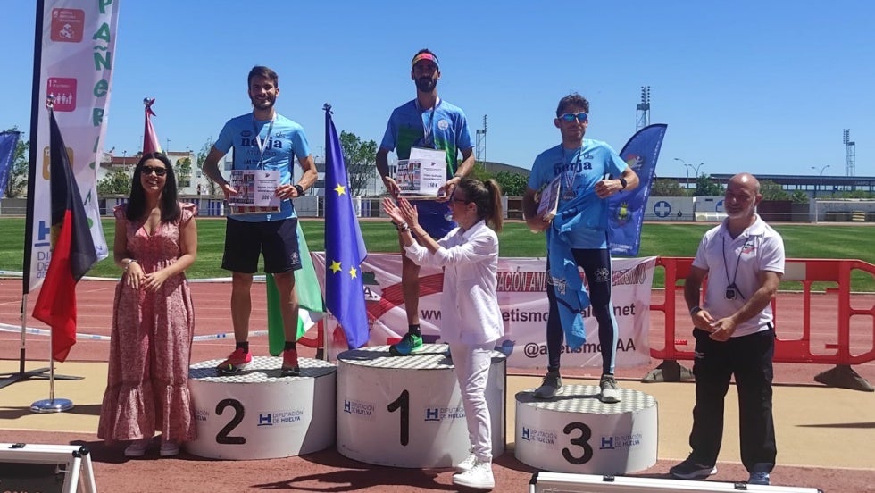 Título para Adrián Andivia y bronce para Jessica Valdayo en el Andaluz de Media Maratón