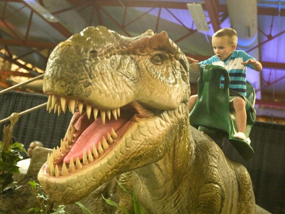 Dinosaurs Tour llega a Huelva con la mayor exposición de dinosaurios animatrónicos