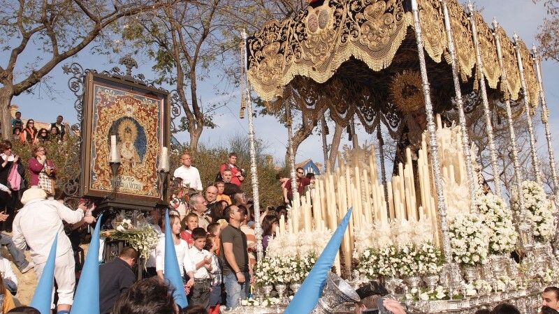 Miércoles Santo en Huelva: Reina Victoria del Polvorín y de Humildad