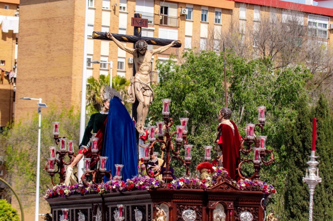 Huelva se reencontró con un Lunes Santo pleno tras cuatro años de espera