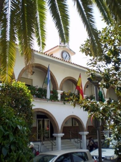 Una vecina de Lepe denuncia a la teniente de alcalde y candidata del PP por posible compra de voto