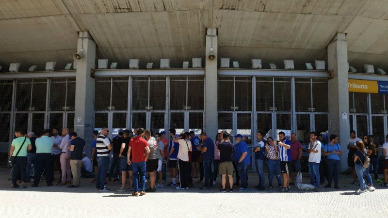 El Recre adelanta la venta por las largas colas en el Colombino y ya los 113 socios tienen su entrada