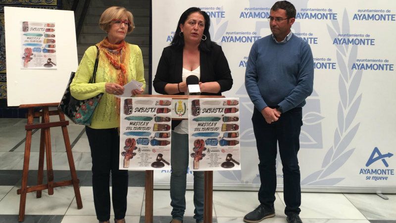 Ayamonte acoge una subasta de obras pictóricas a beneficio de Cáritas