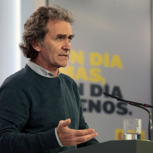 Illa avisa de que en la desescalada será 'más necesaria que nunca' la distancia y el lavado de manos