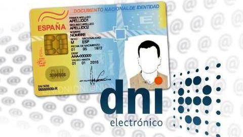 La renovación del DNI o el pasaporte seguirá pagándose en efectivo en las comisarías