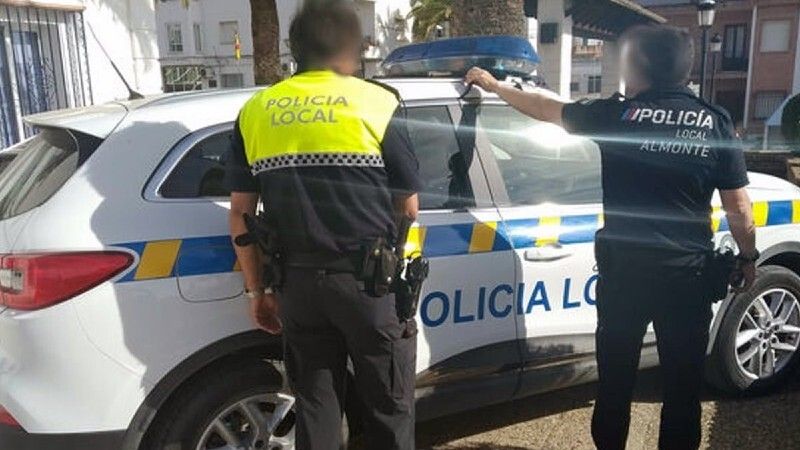 Le pillan hasta en seis ocasiones en Almonte conduciendo sin carnet tras saltarse el confinamiento