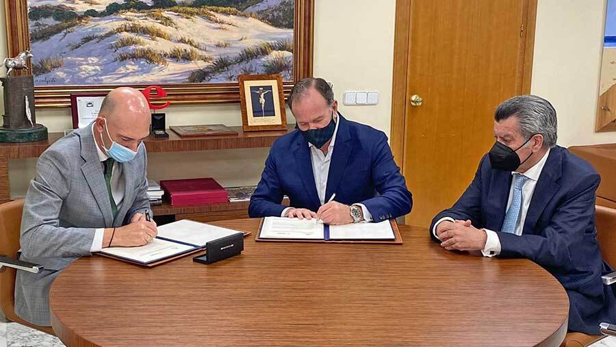 La obra 'Y sin Huelva no hay fandango' reúne por vez primera una recopilación de las letras del fandango