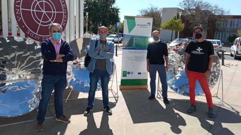 Cuatro cocinas solares para luchar contra la pobreza energética tras un convenio