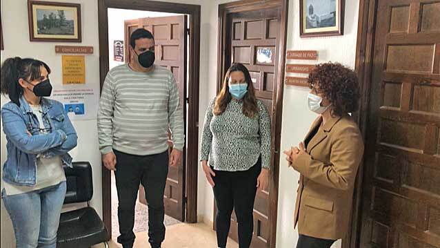 Limón trata con alcaldes serranos asuntos como el despoblamiento o la dinamización turística