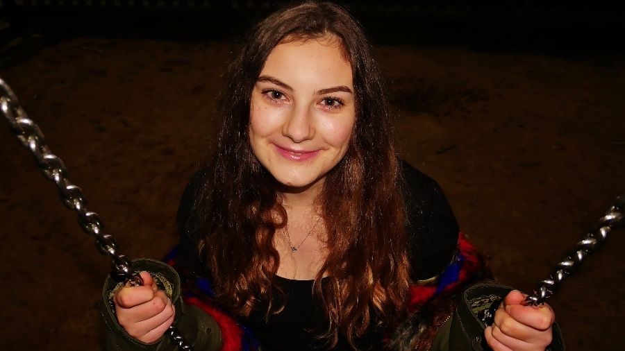 Maia Theodora Cretu gana el primer premio de piano del Festival 'Artist de 5 Stele'