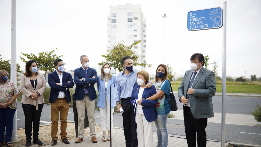 Paseo Periodista Santiago Cotán-Pinto, un homenaje a “la voz del Recreativo”