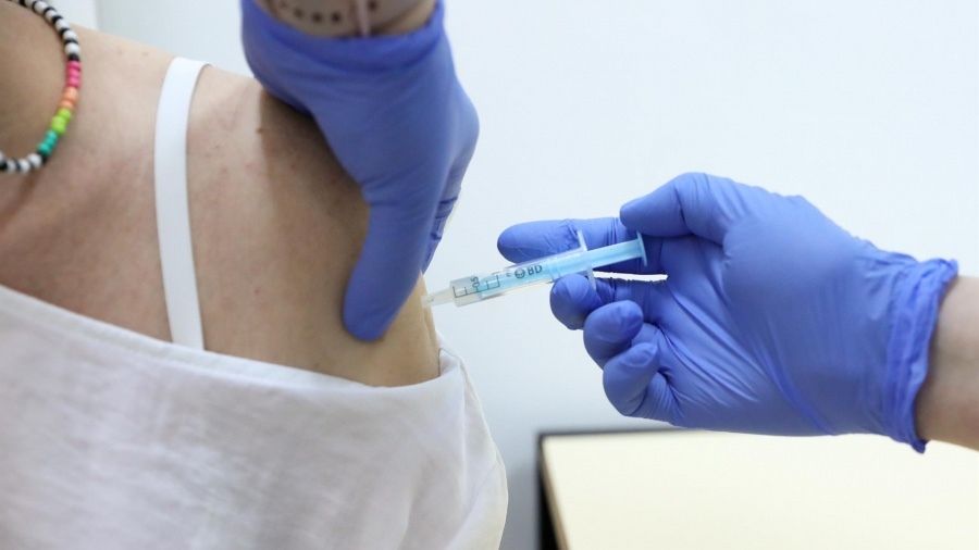 Un total de 145.412 onubenses han recibido al menos una vacuna contra el Covid-19