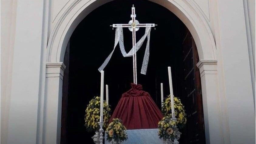 La Cruz de Mayo de la Borriquita saldrá esta tarde por las calles céntricas