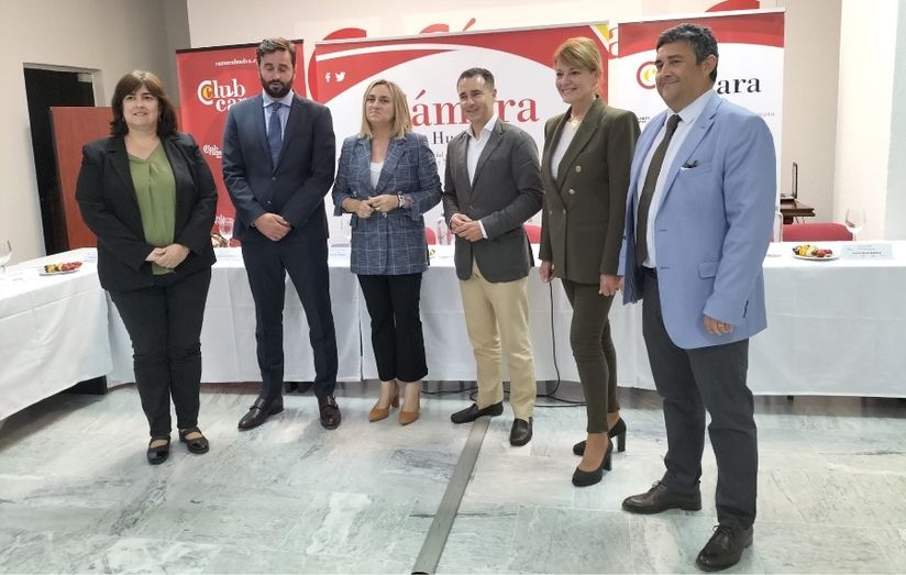 La consejera de Fomento asegura que el AVE Sevilla-Huelva-Algarve debe ser un 'proyecto de estado'