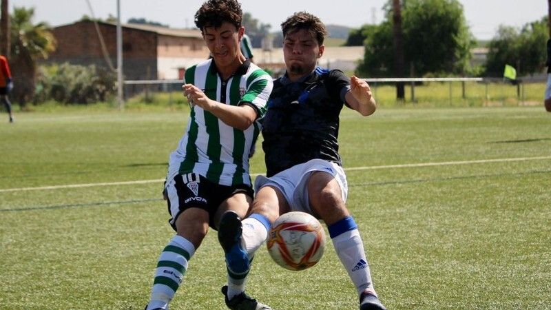 El Recre juvenil se pega un tiro en el pie en Córdoba (2-2)