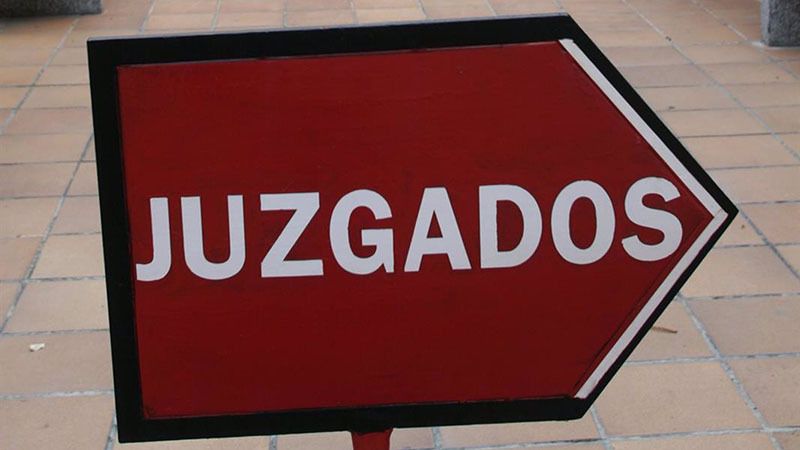 Indemnizan con 90.000 euros a una paciente al que le dejaron dentro un trozo de pinza quirúrgica