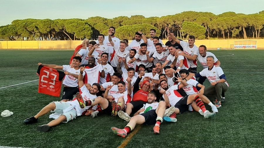 Goleada y ascenso para el Ayamonte (1-5)