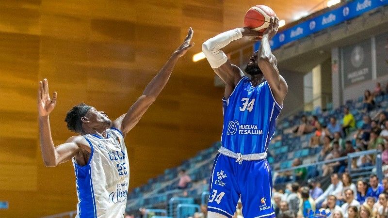 El Ciudad de Huelva se despeña tras el descanso ante Hospitalet (54-74)
