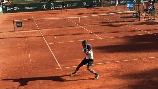 El brasileño Pedro Sakamoto y el chileno Bastian Malla pelearán por alzar la Copa del Rey