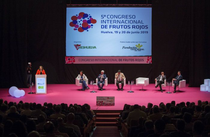 El cambio en el paradigma económico y las oportunidades en los mercados de Canadá e India protagonizan la primera jornada