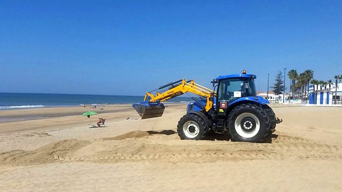 Ecologistas castiga a la playa de La Antilla con una bandera negra